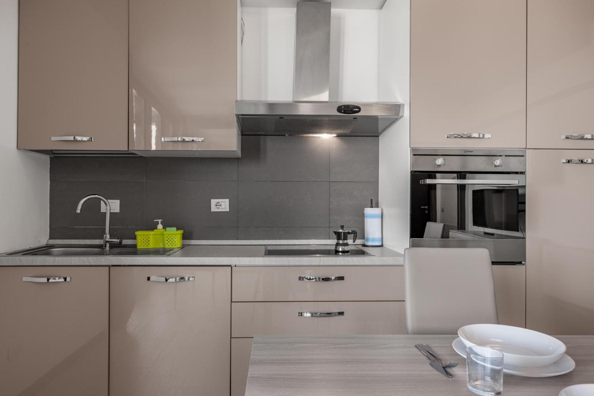 Appartamento Privato Garibaldi Milão Exterior foto